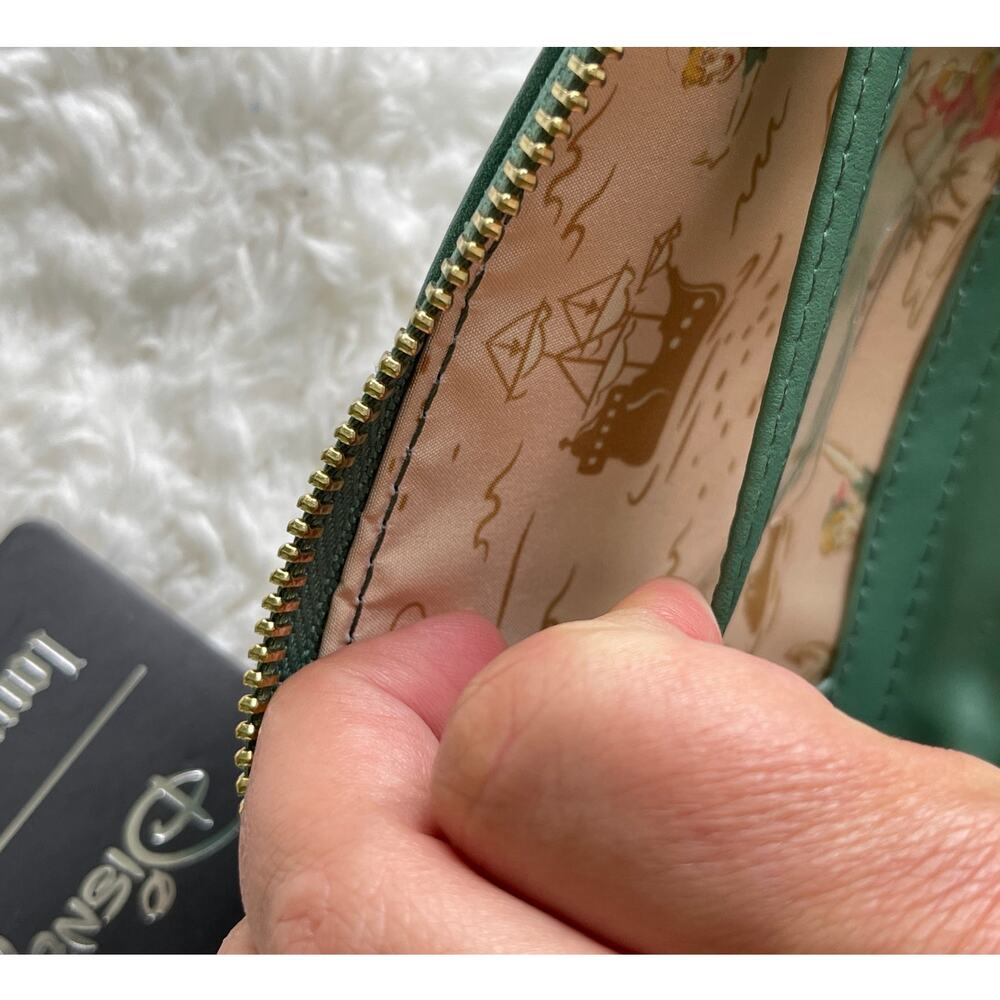 Loungefly Disney Peter Pan Green Zip Around Folding Wallet NEW - Picture 9 of 9